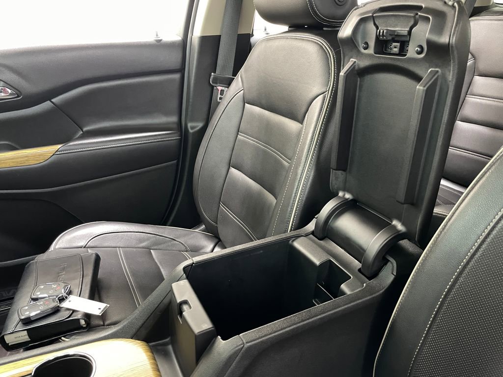 2018 GMC Acadia Denali - Photo 36