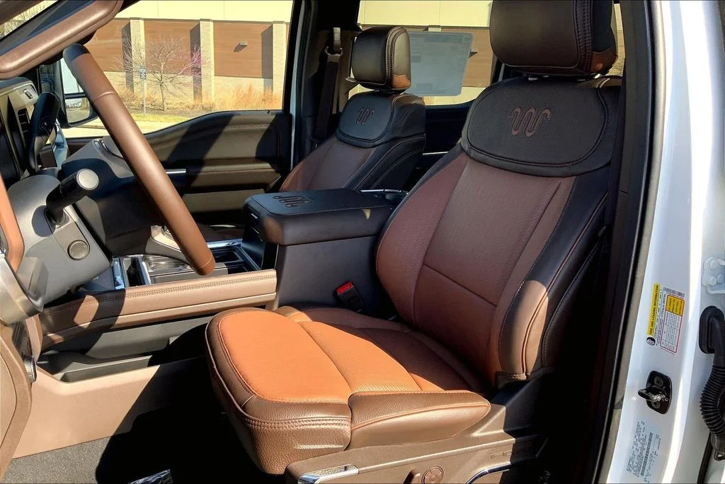 New 2026 Star White Metallic Tri-Coat Ford King Ranch image 9