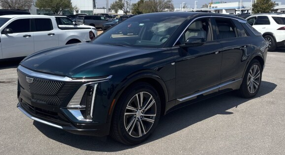 2024 Cadillac LYRIQ
