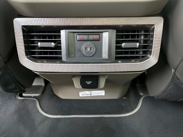 2025 Ford F-250 Super Duty Platinum - Photo 39