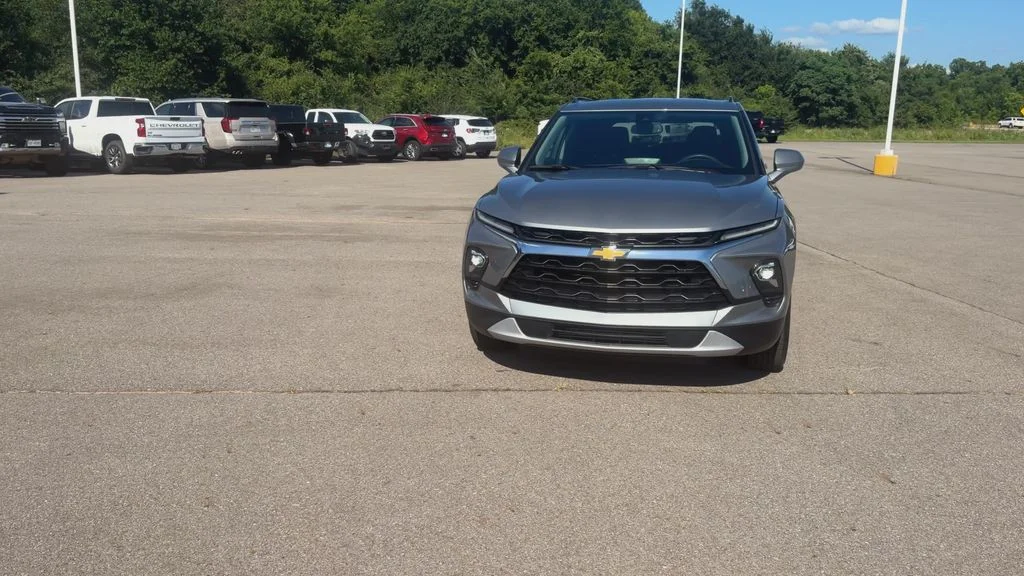 Used 2024 Gray Chevrolet LT image 3