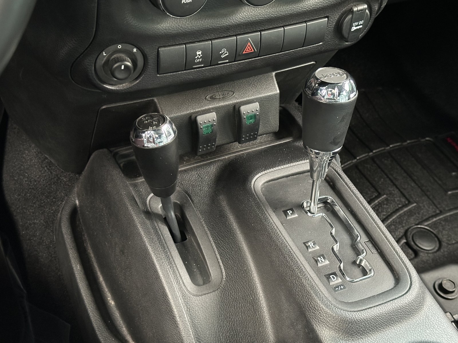 Used 2016 Black Clearcoat Jeep Sport image 23