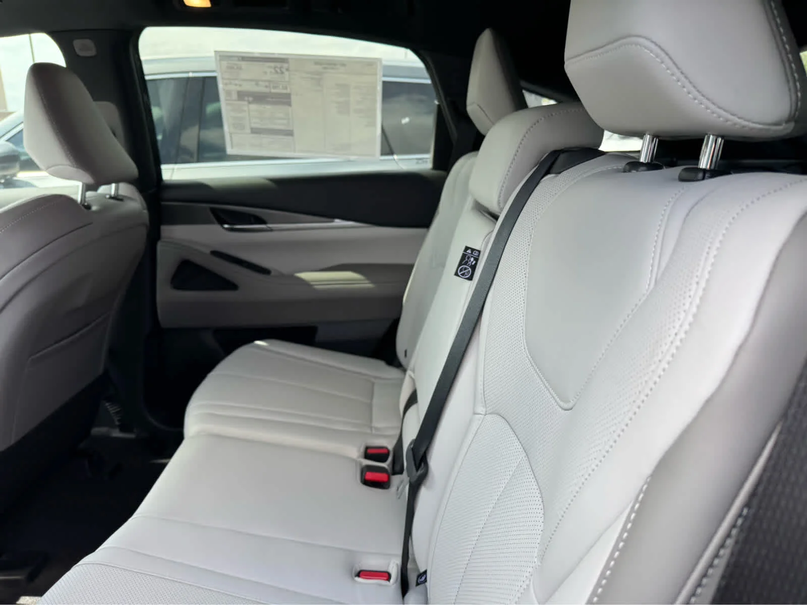 New 2027 BLACK OBSIDIAN INFINITI Luxe AWD image 21