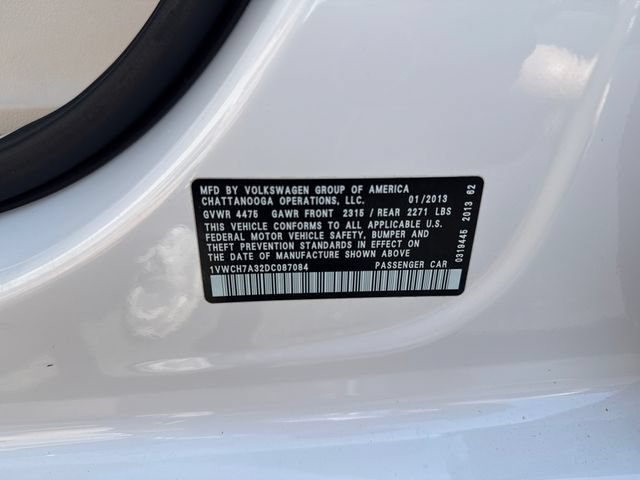 Used 2013 Candy White Volkswagen SEL image 27