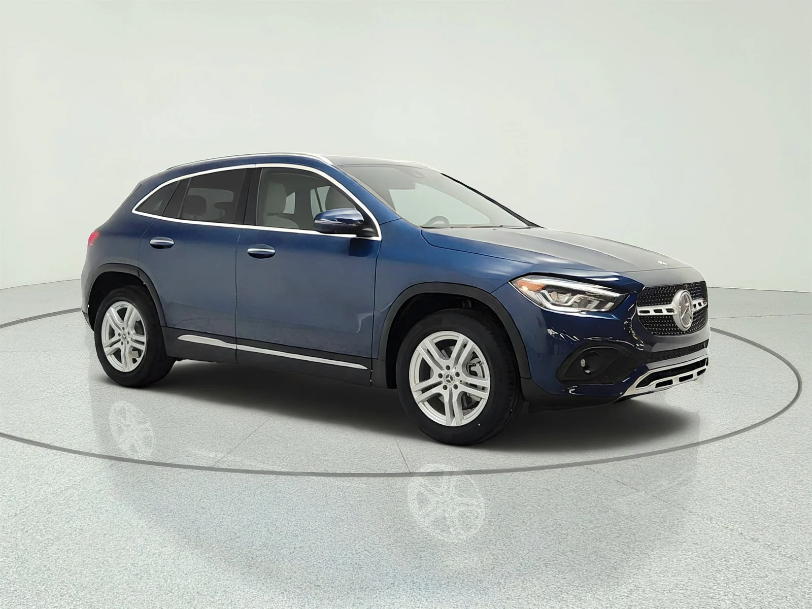 Certified Used 2022 Denim Blue Metallic Mercedes-Benz GLA 250 SUV image 3