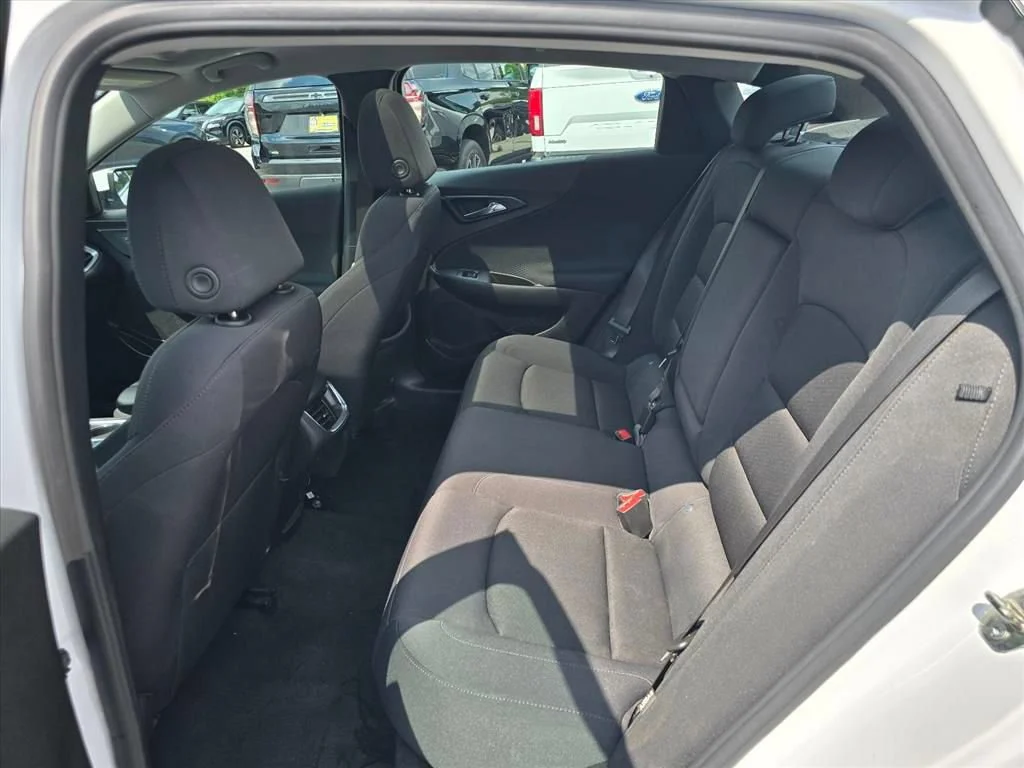 Used 2023 Summit White Chevrolet LT image 11