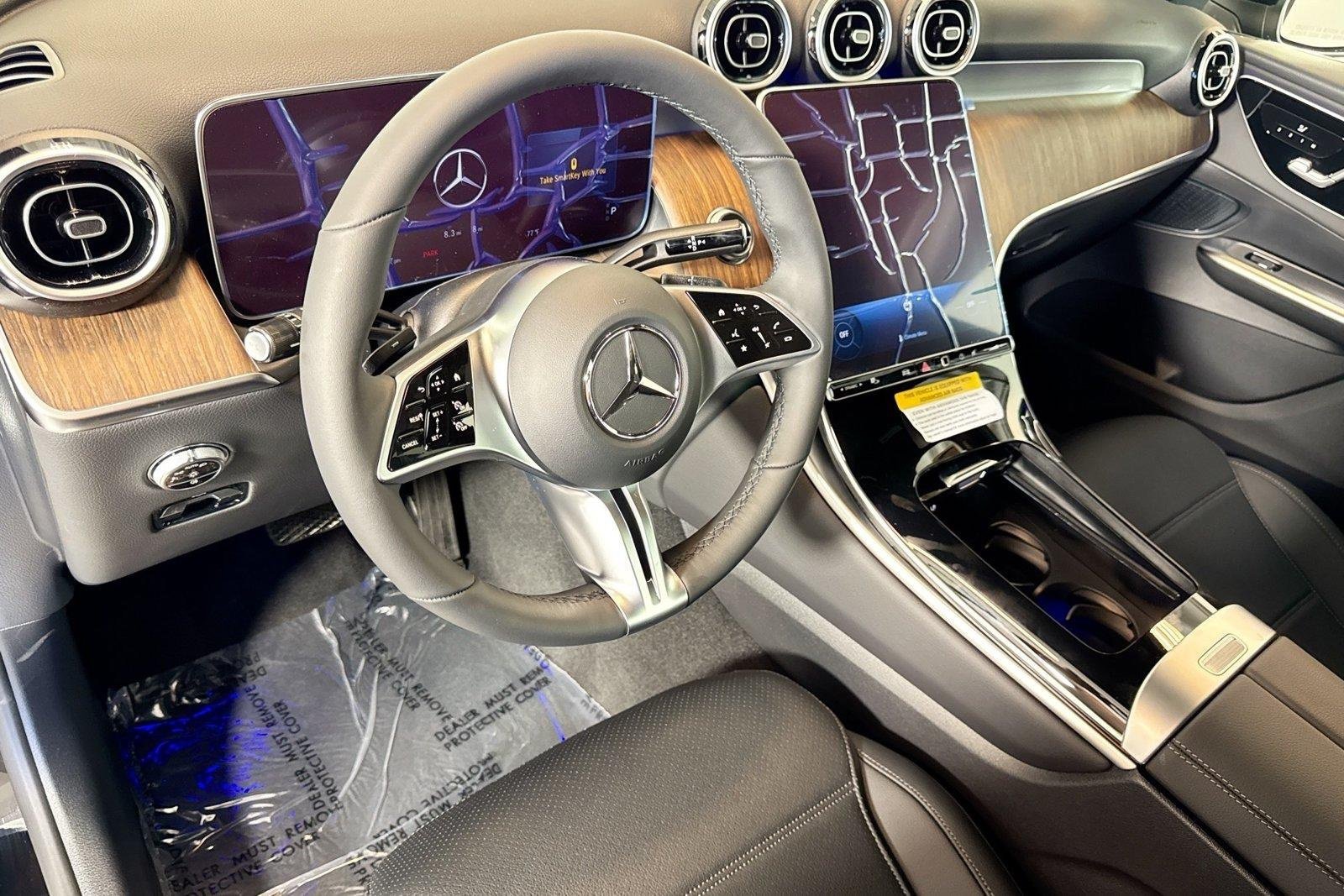New 2026 Black Mercedes-Benz GLC 300 image 9