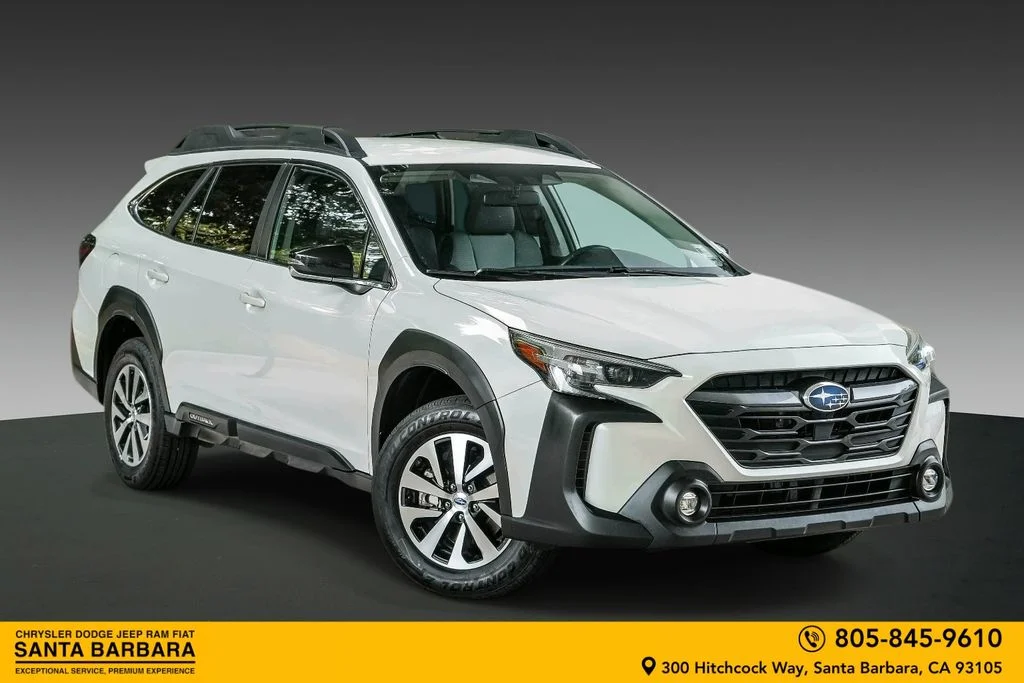 2023 Subaru Outback Premium's photo