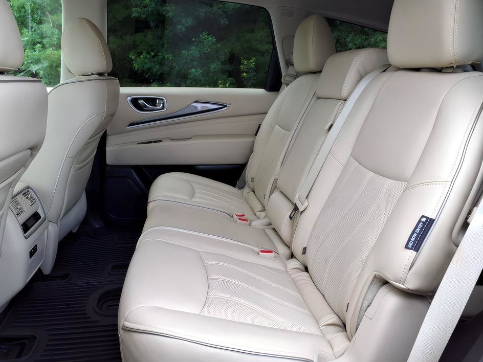 Used 2020 Hermosa Blue INFINITI LUXE image 12