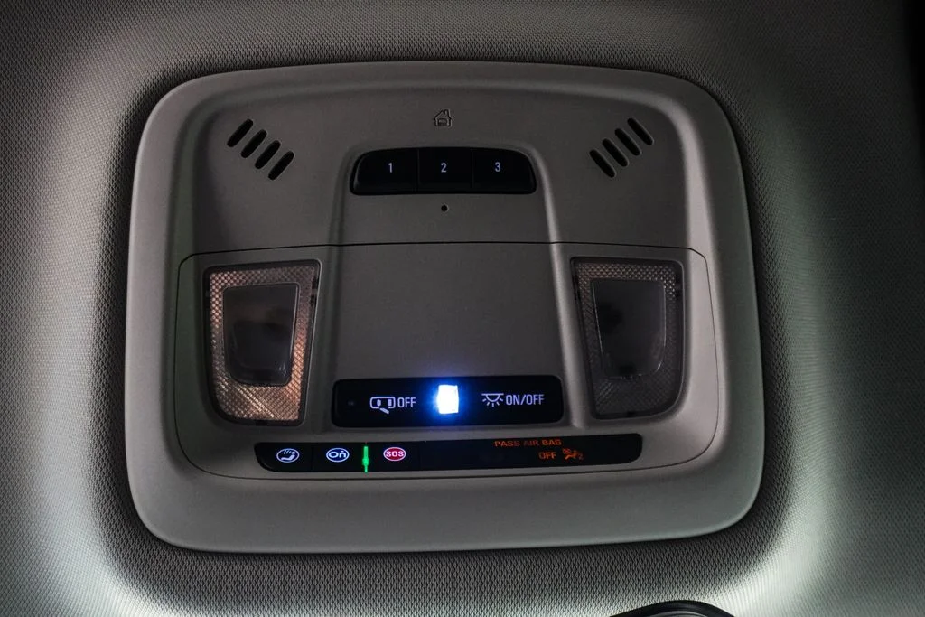 Used 2021 White Chevrolet LT image 26