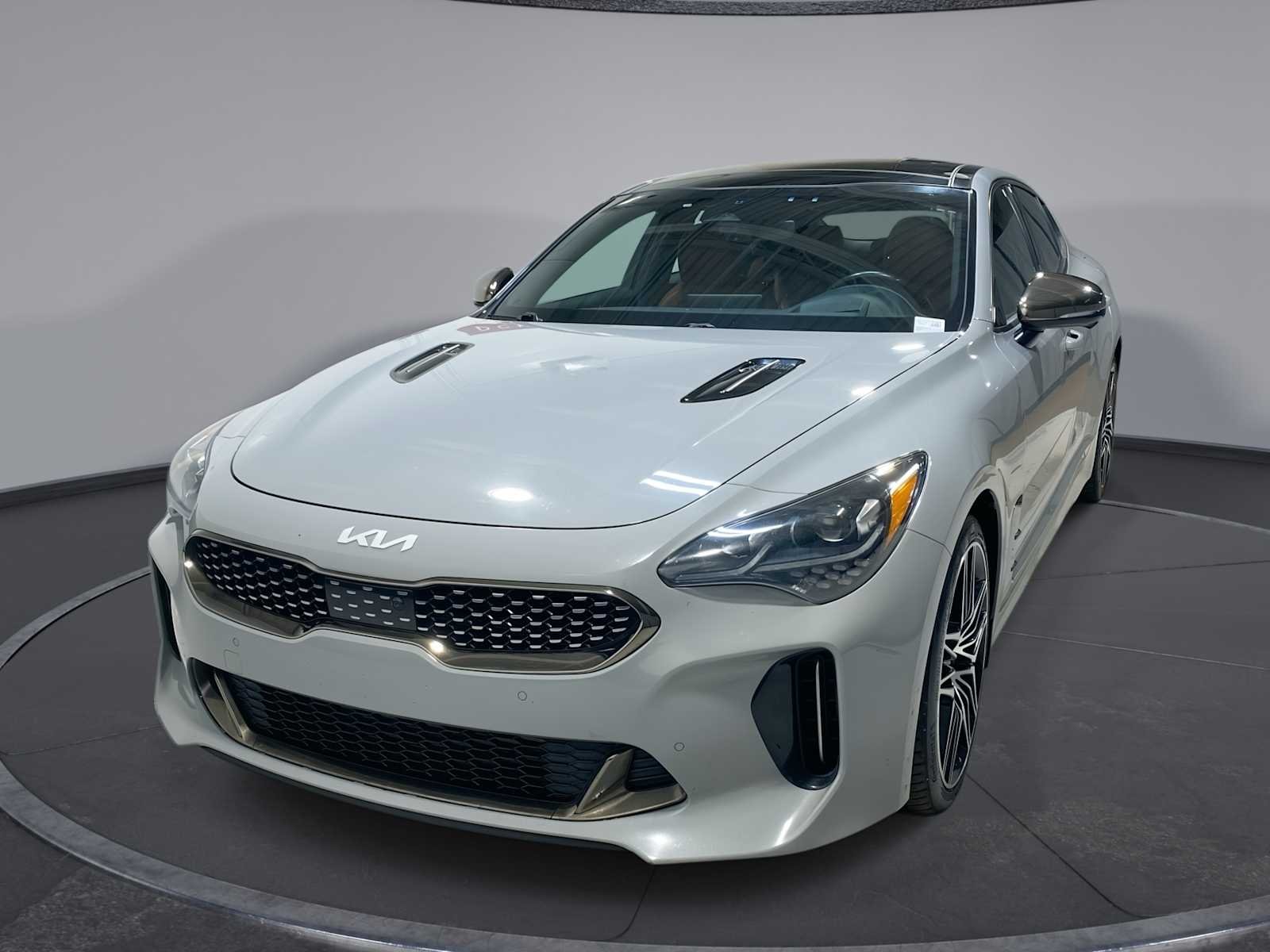 2022 Kia Stinger GT2 AWD's photo