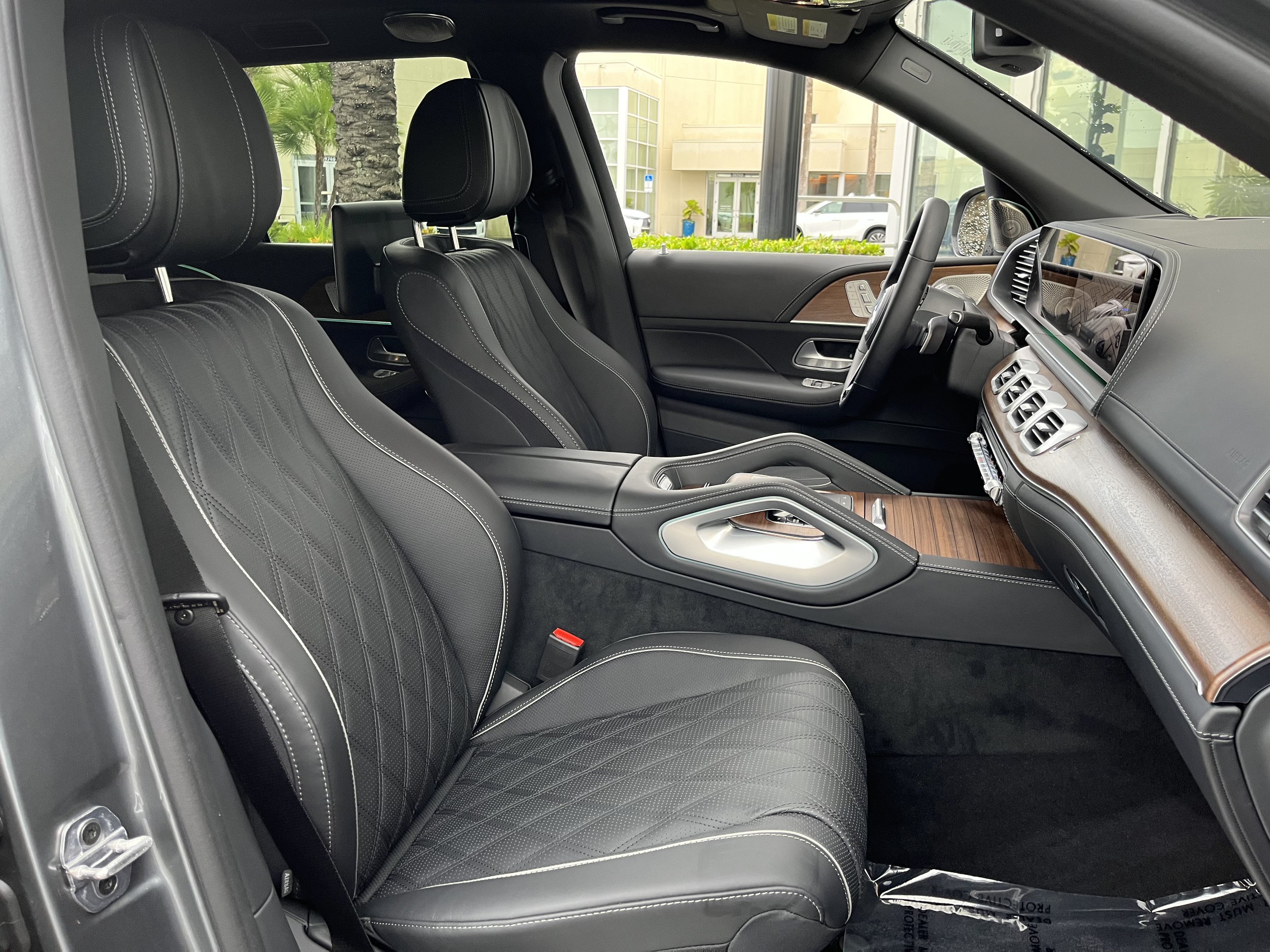 New 2026 Selenite Grey Metallic Mercedes-Benz Maybach GLS 600 image 21