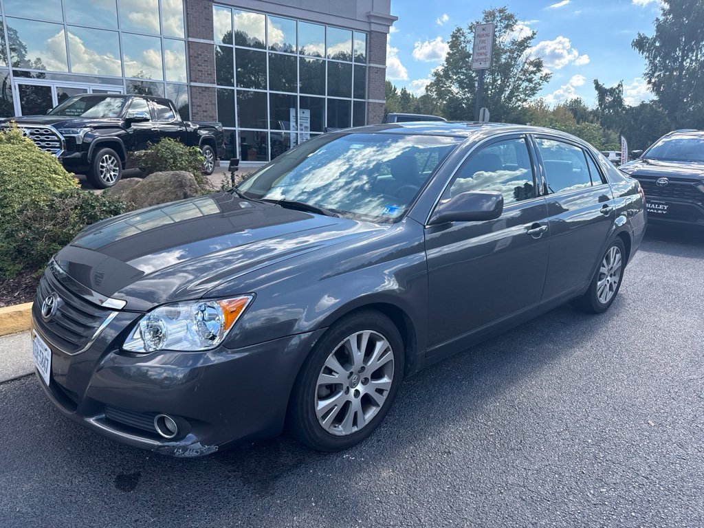 Used 2008 Gray Toyota Touring image 4