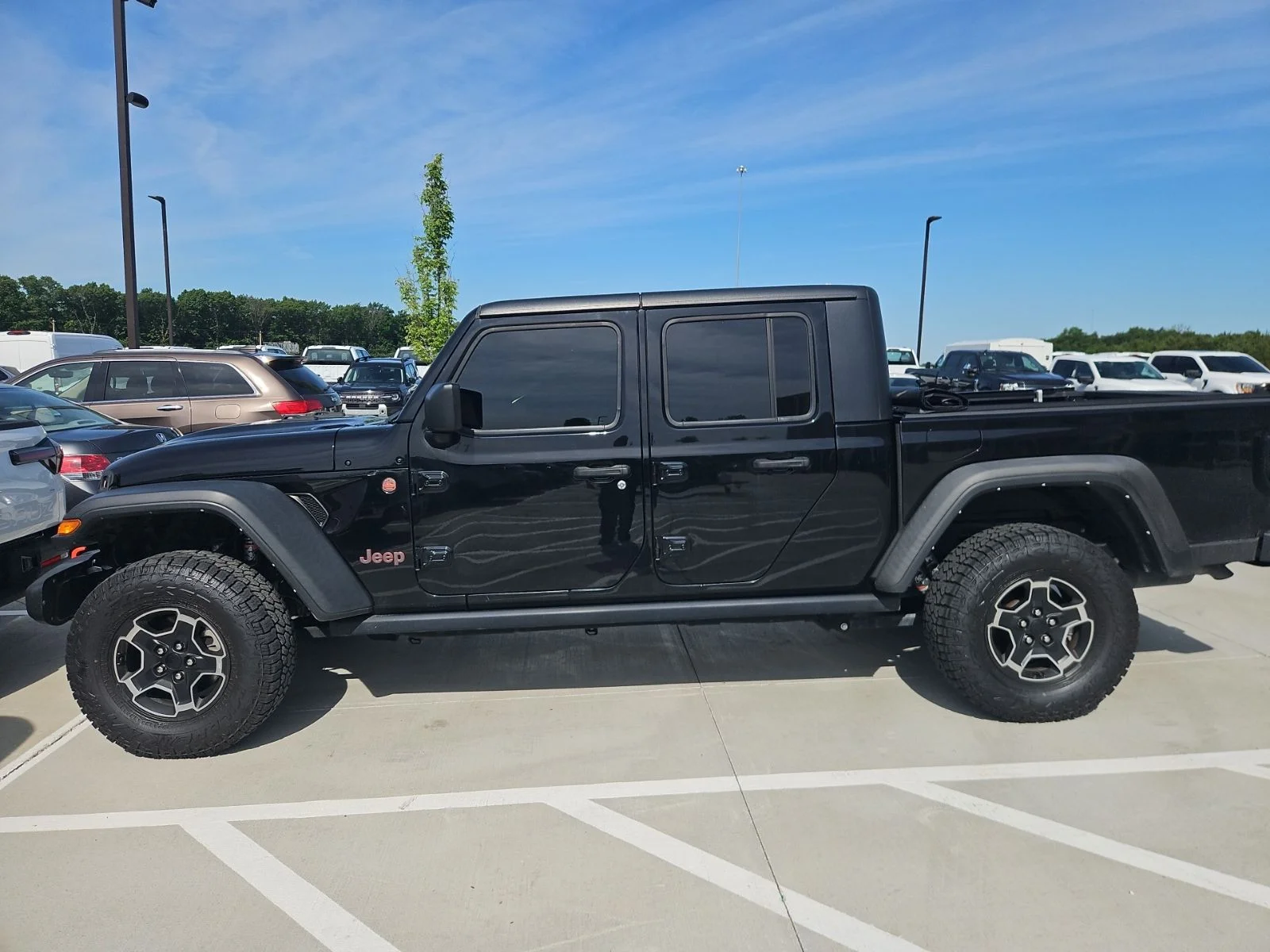 2021 Jeep Gladiator Mojave's photo