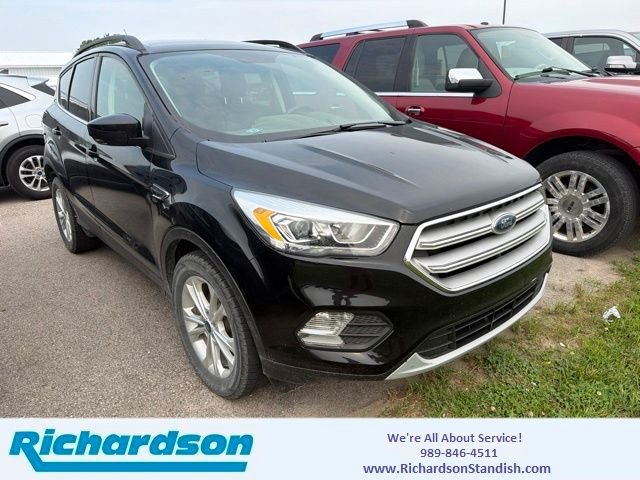 Used 2018 Black Ford SEL image 1