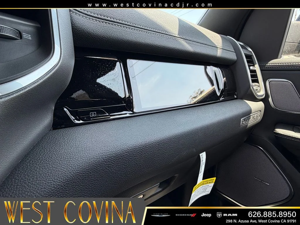 New 2026 Diamond Black Crystal Pearl-Coat Exterior Paint RAM Laramie image 27
