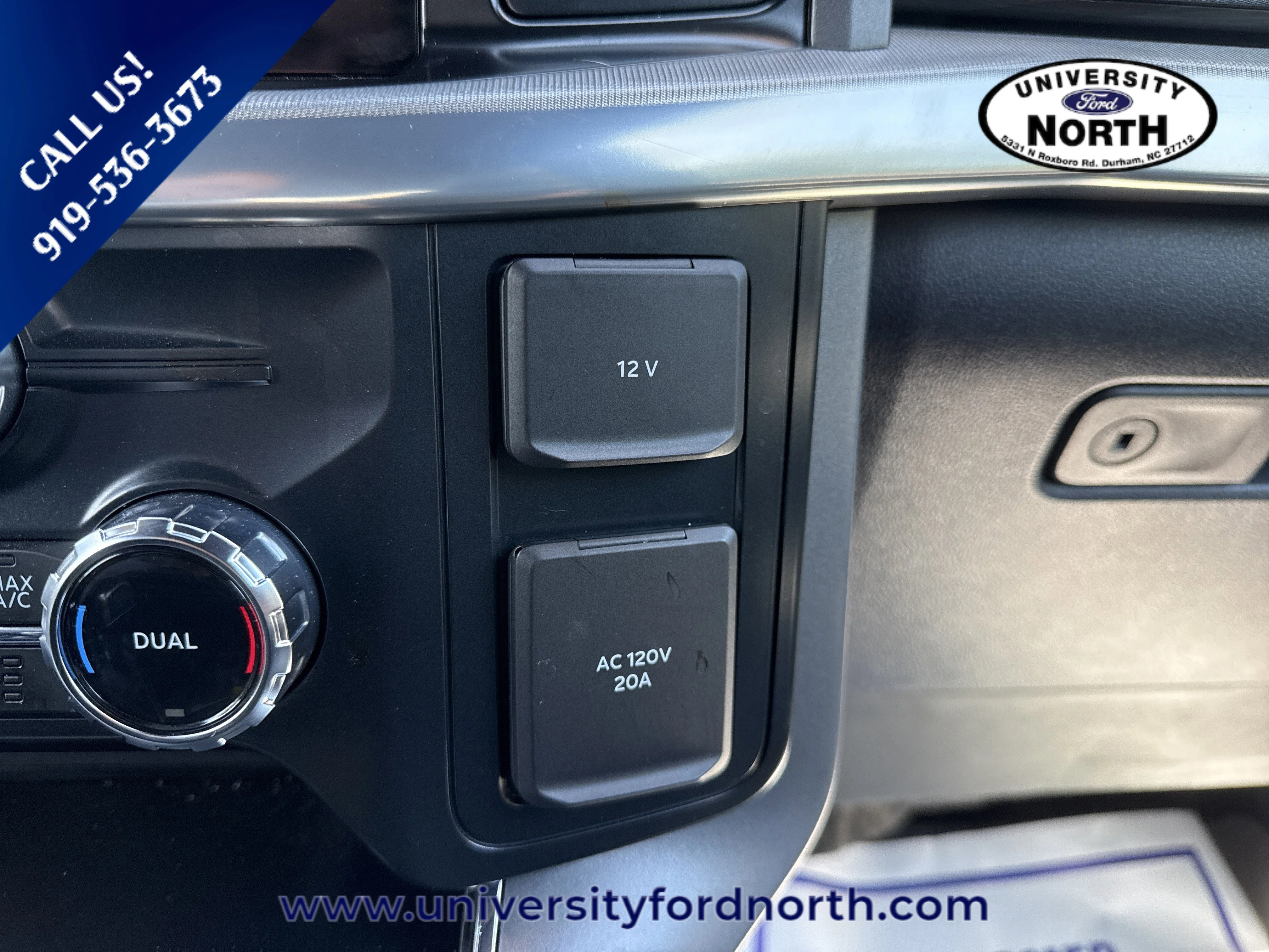 Used 2025 Antimatter Blue Metallic Ford LARIAT image 36