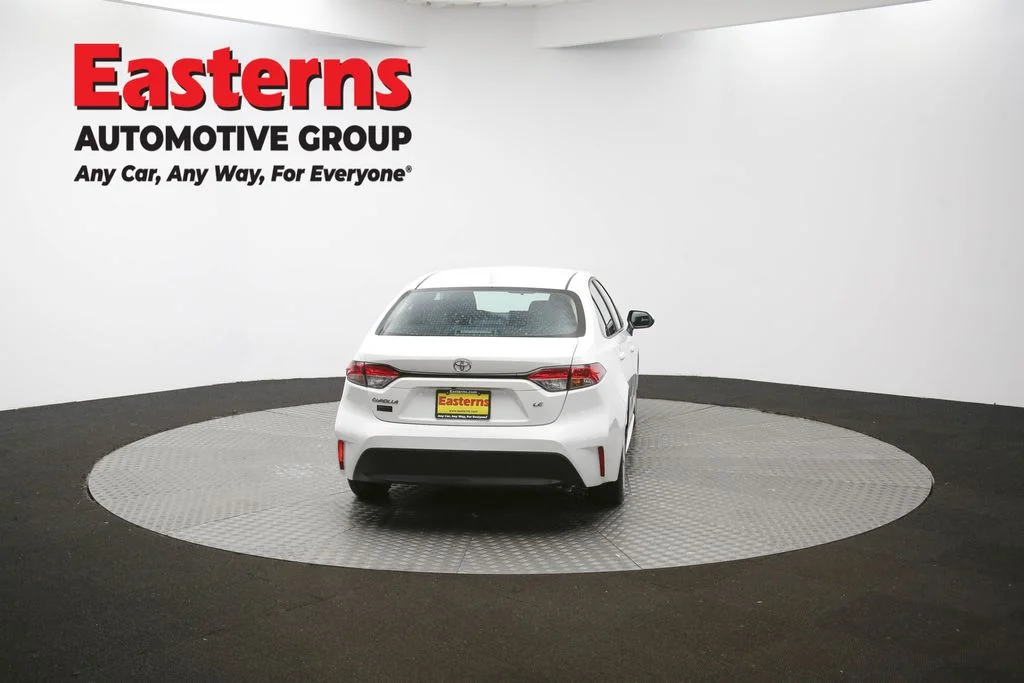 Used 2024 White Toyota LE image 34