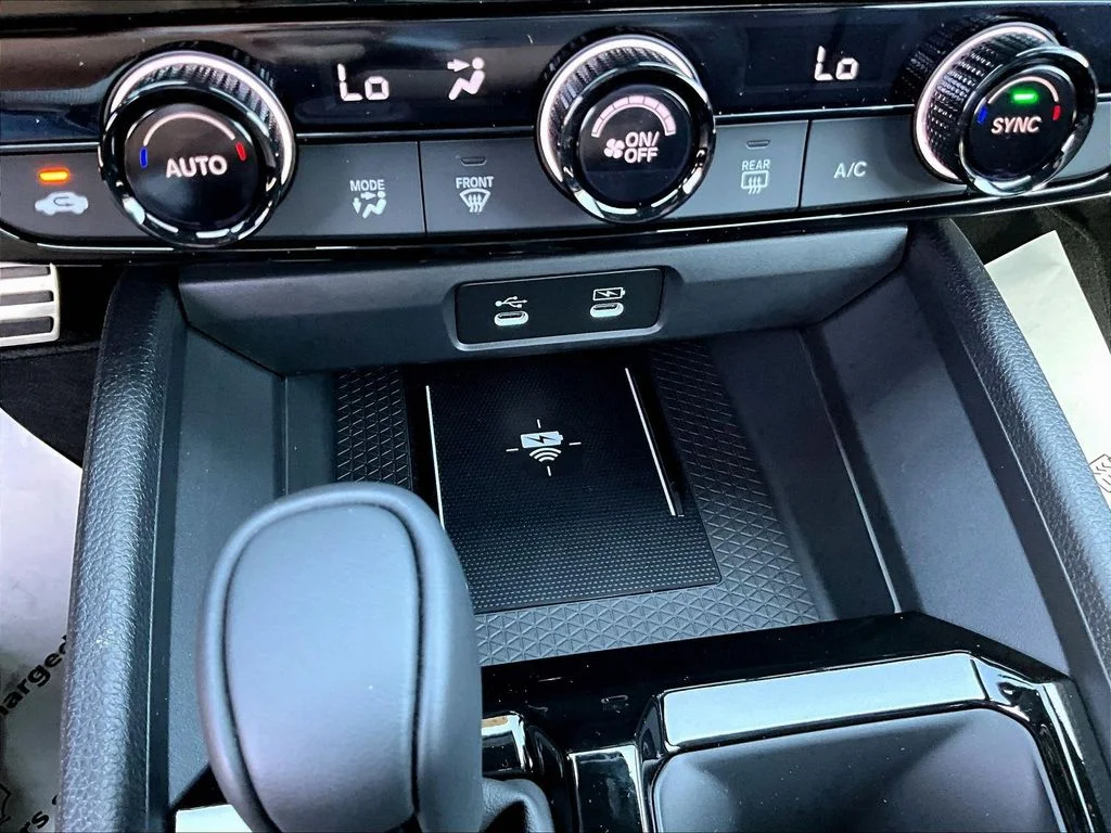 New 2026 Platinum White Pearl Honda Sport-L Hybrid image 15