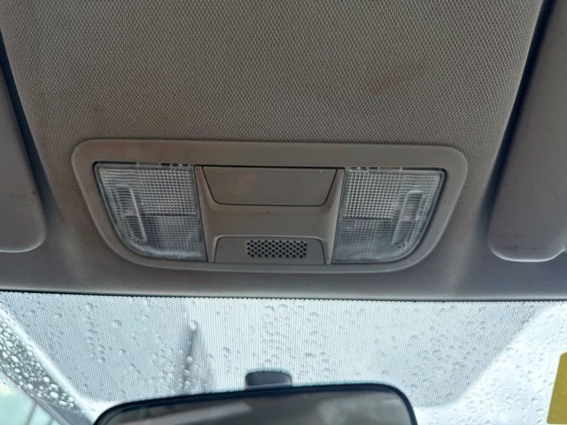 Used 2013 White Honda LX image 19