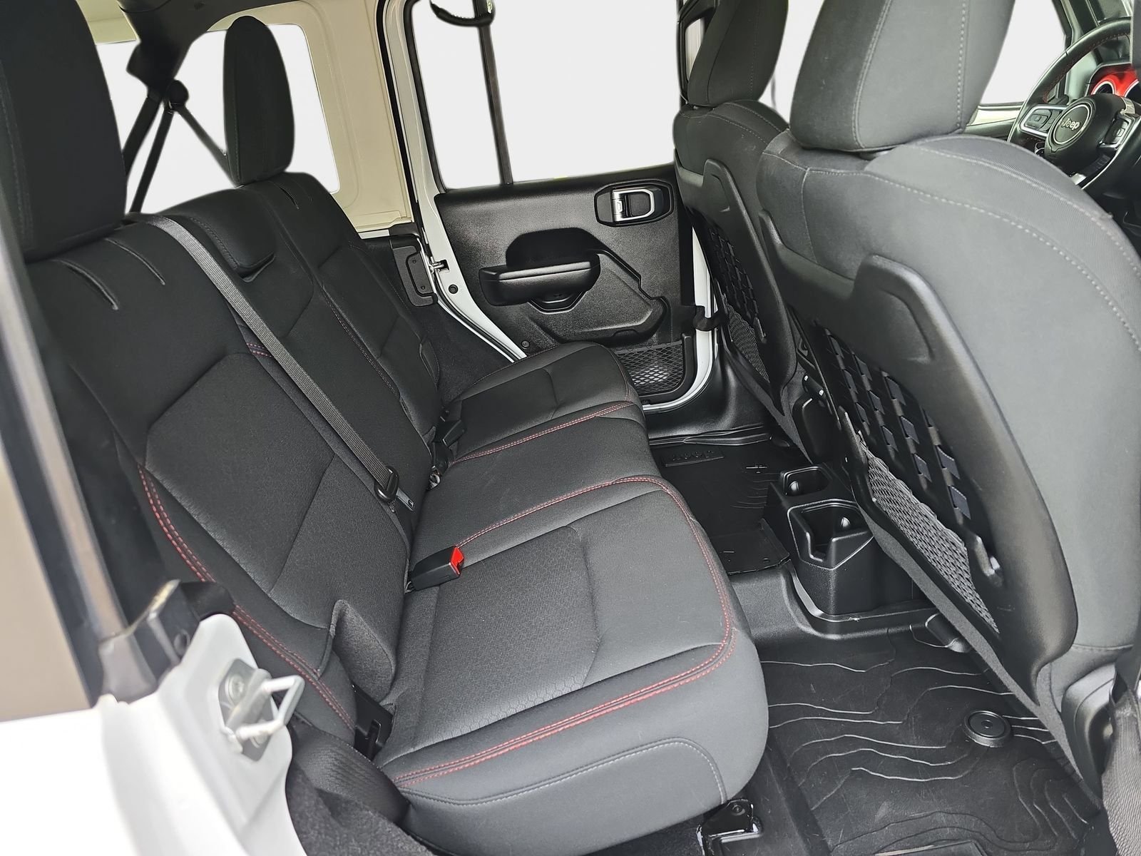 Used 2021 White Jeep Unlimited Rubicon image 13