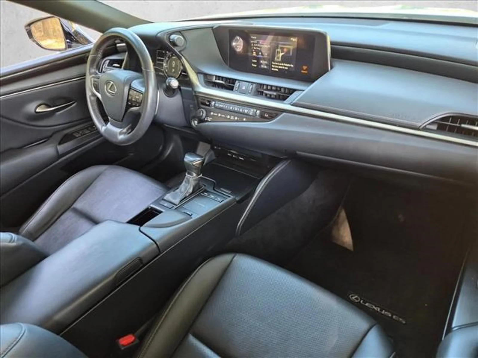 Used 2019 Atomic Silver Lexus ES 350 image 19