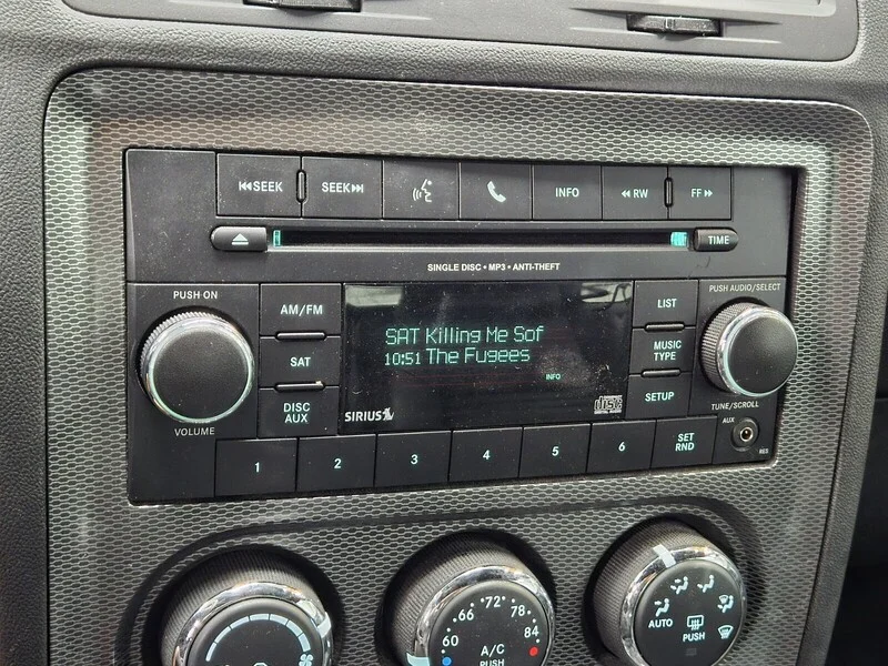 Used 2013 Granite Crystal Metallic Dodge R/T Classic image 16