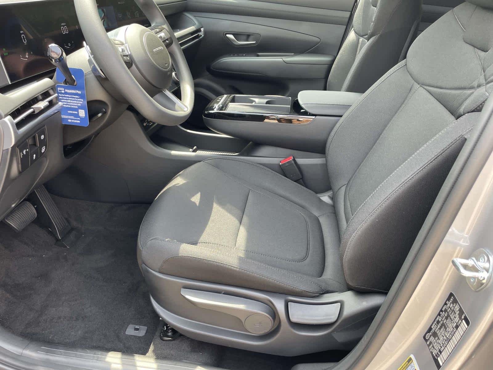 New 2026 Shimmering Silver Hyundai SE image 15