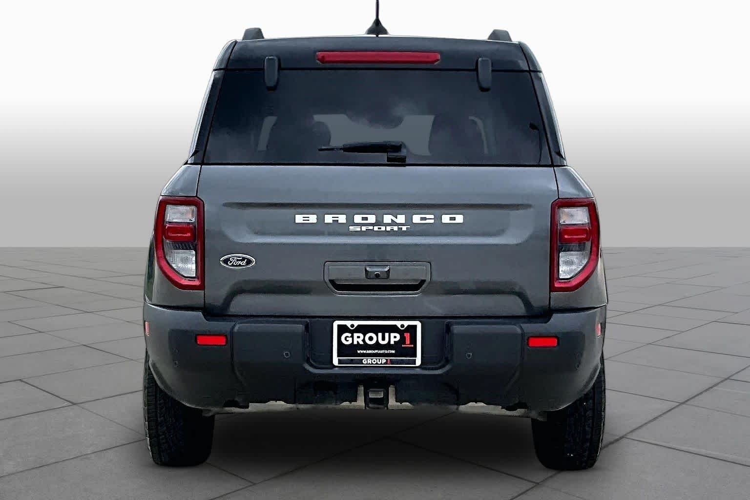 Used 2025 Carbonized Gray Metallic Ford Badlands image 4