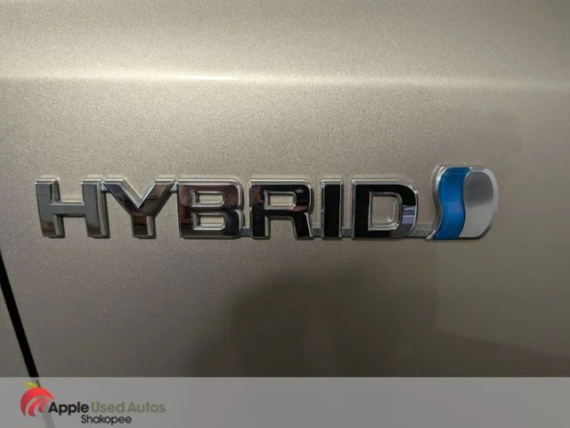Used 2006 Gold Toyota Limited image 49