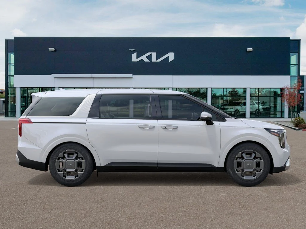 New 2027 White Kia EX image 7