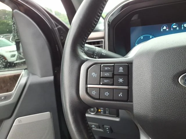 Used 2024 Black Ford Lariat image 25