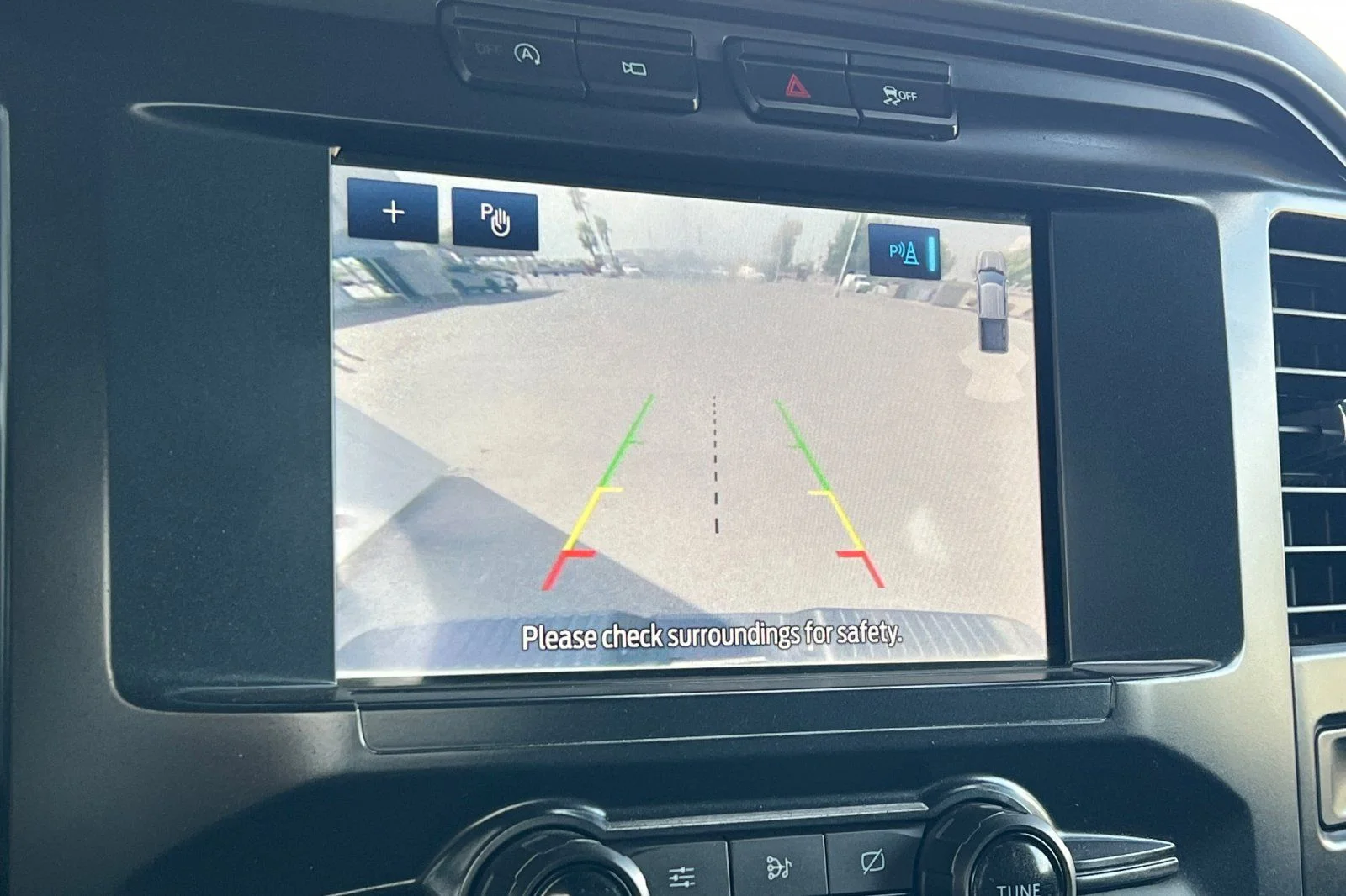 Used 2021 White Ford XLT image 18