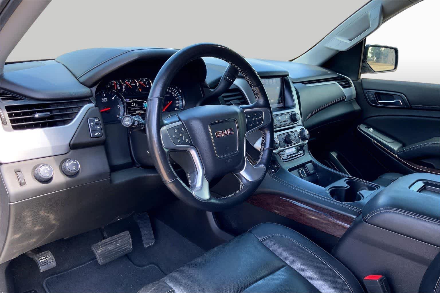 Used 2019 Quicksilver Metallic GMC SLT image 18