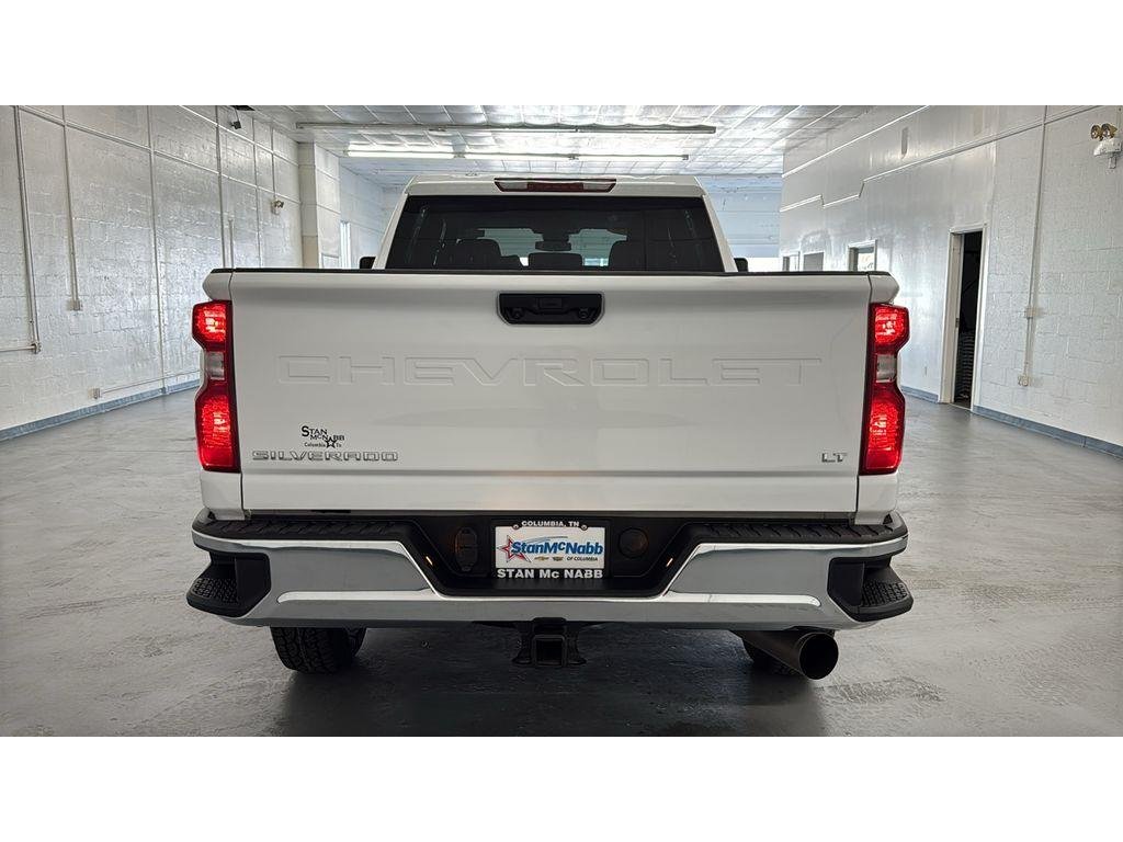 Used 2025 Summit White Chevrolet LT image 4