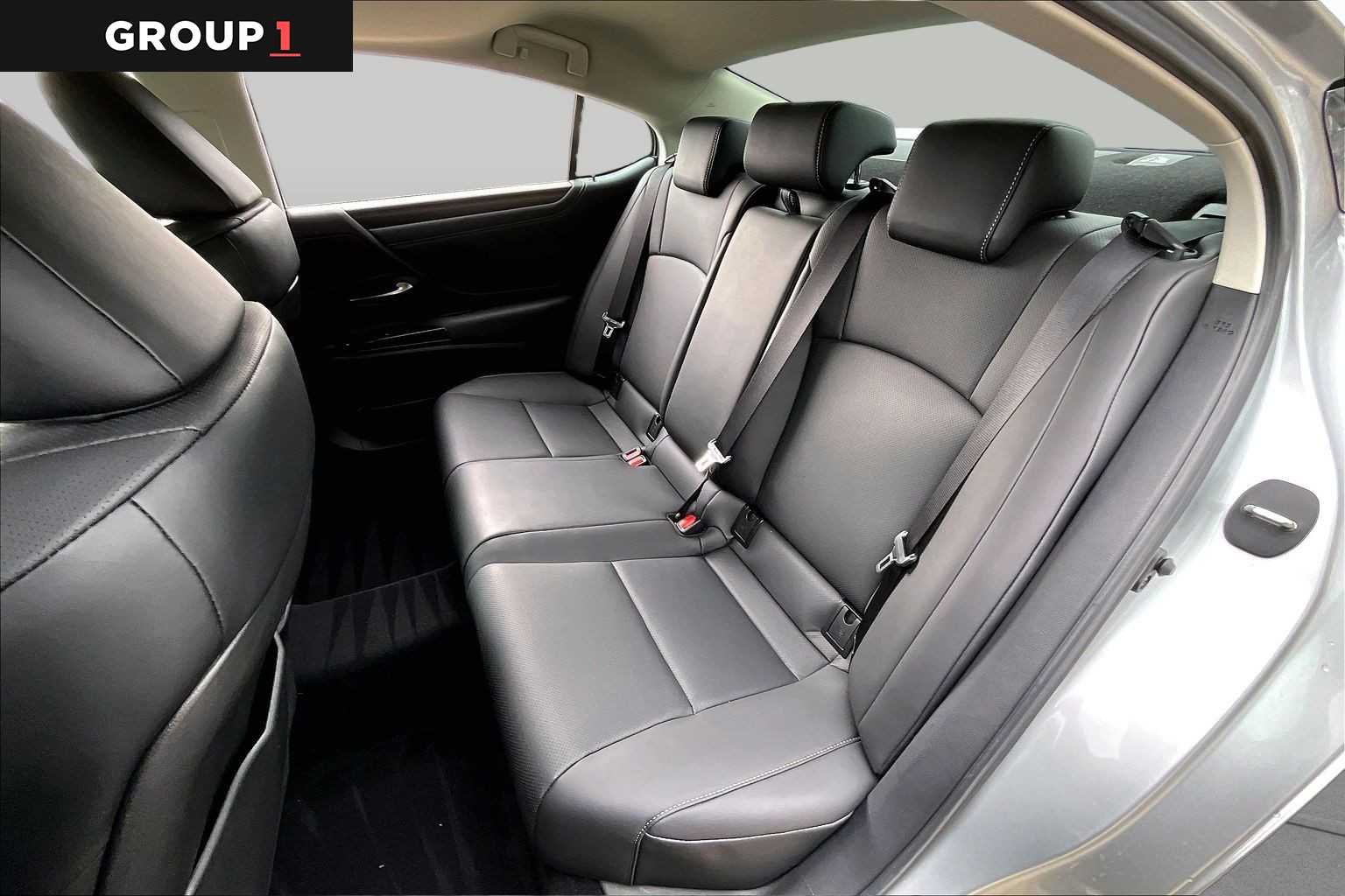 Used 2025 Iridium Lexus  image 18