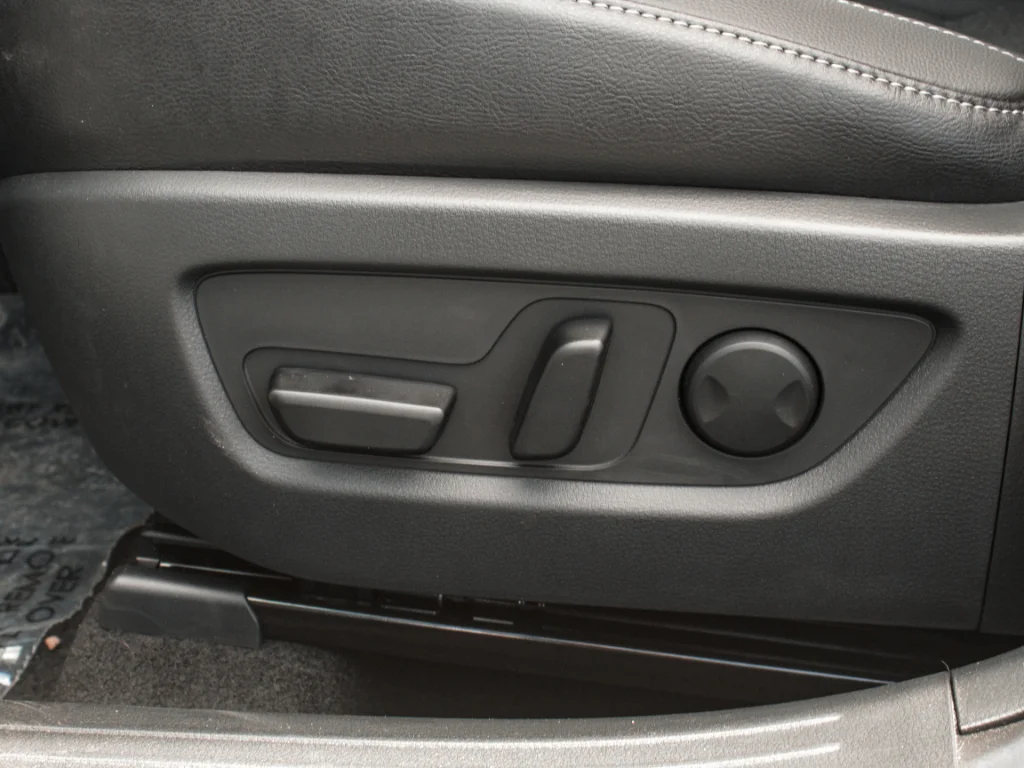 New 2026 wind chill pearl Mazda Preferred image 10