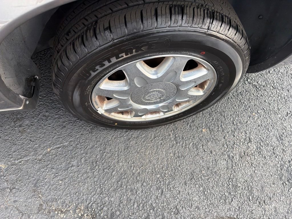 Used 1999  Cadillac Base image 12