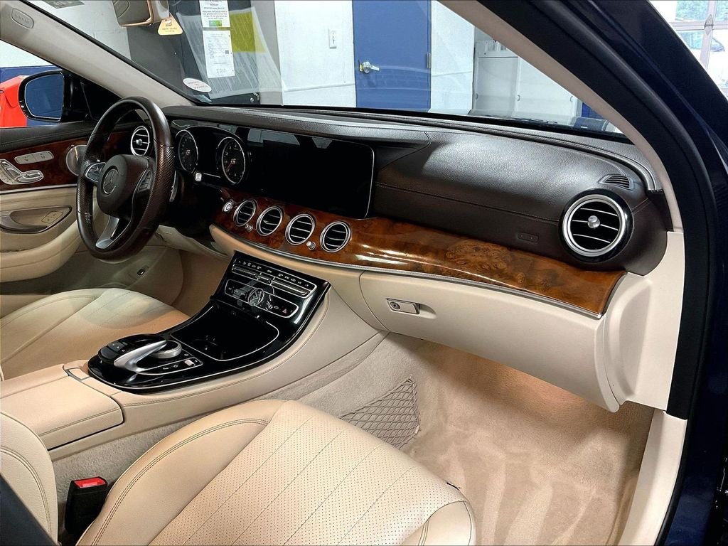 Used 2018 Black Mercedes-Benz E 400 image 14
