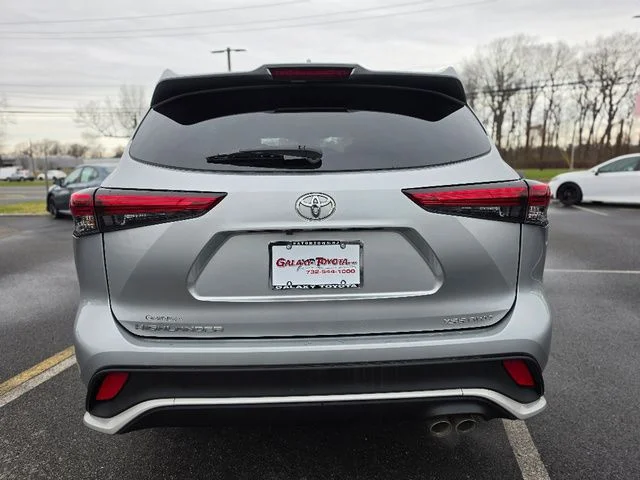 2023 Toyota Highlander XSE - Photo 6