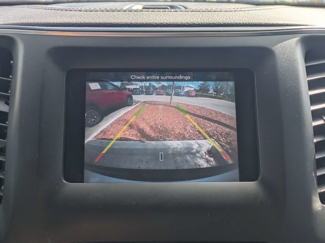 Used 2019 White Jeep Latitude Plus image 22