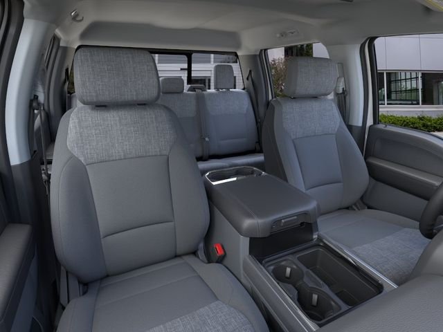 New 2026 Oxford White Ford XLT image 10