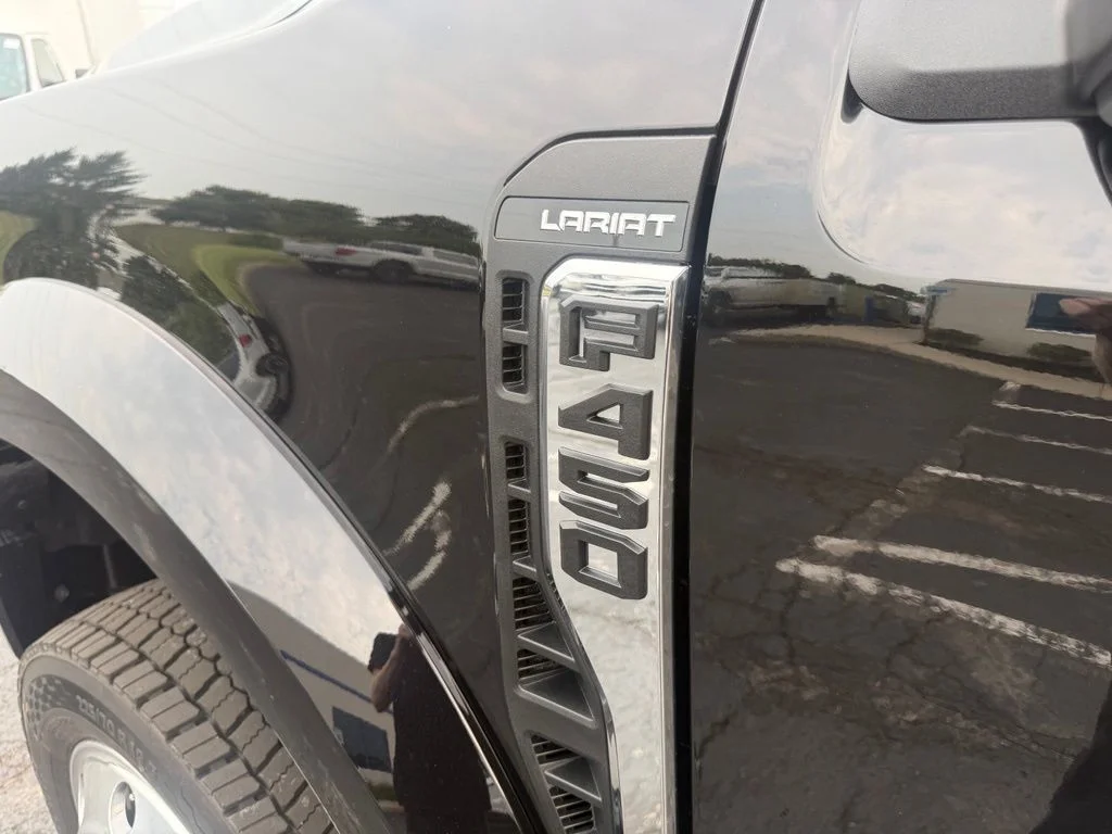 New 2026 Agate Black Metallic Ford F-450® Lariat® image 12