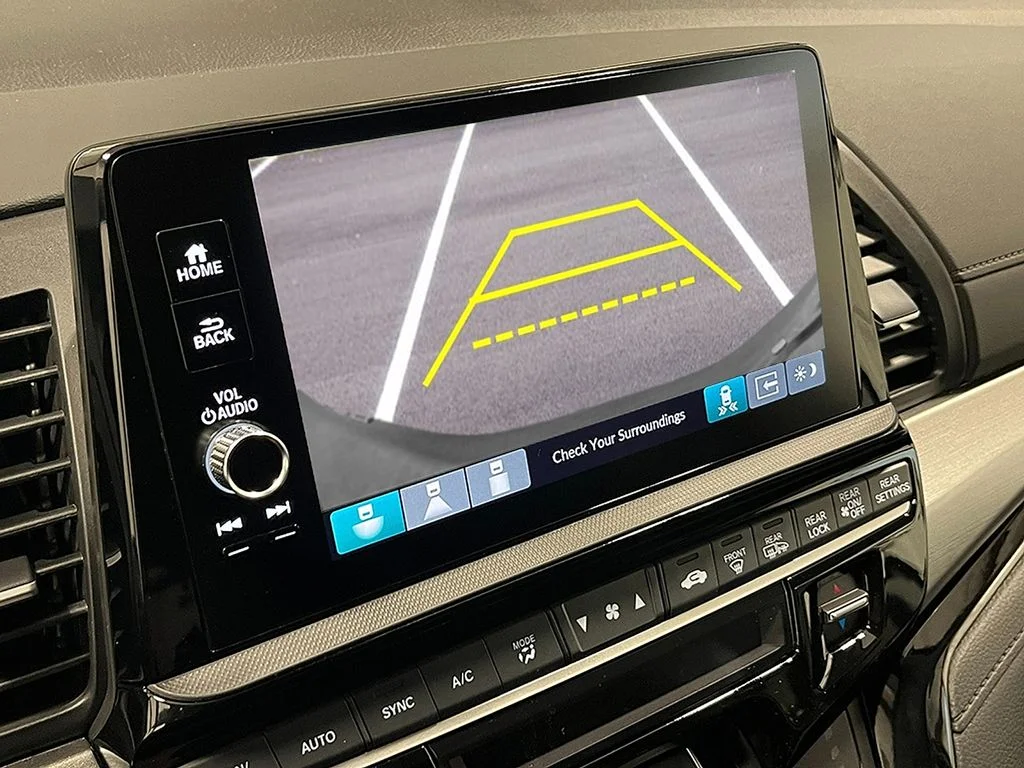 New 2026 Crystal Black Pearl Honda Touring image 18