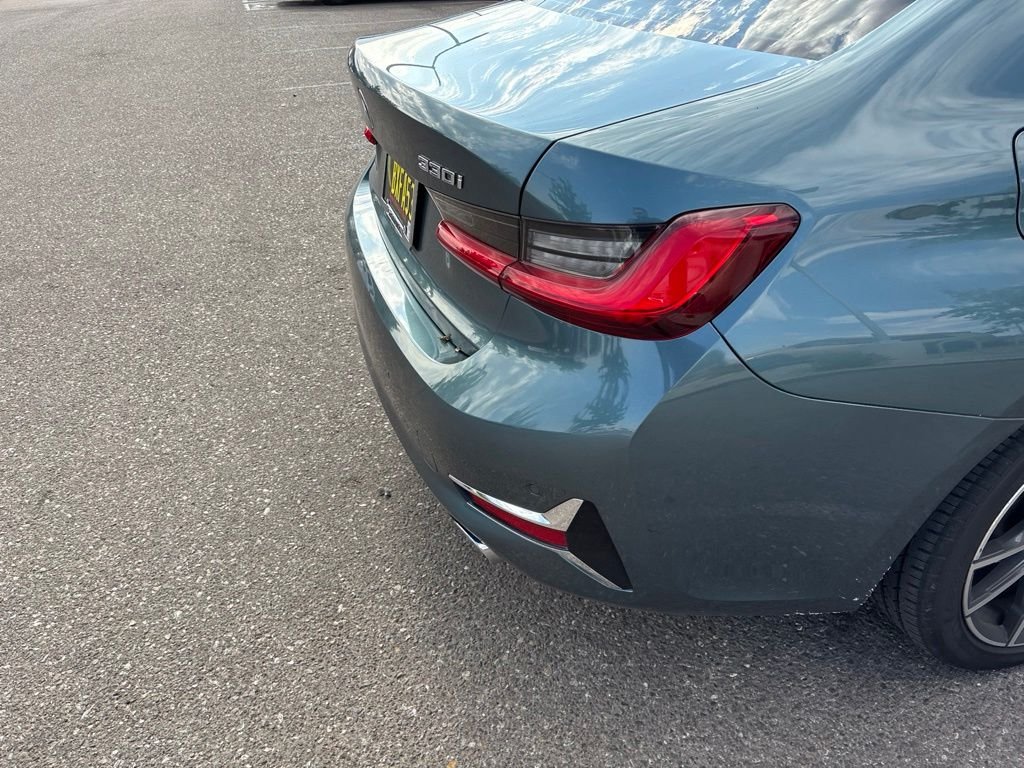 Used 2020 Blue BMW 330i xDrive image 16