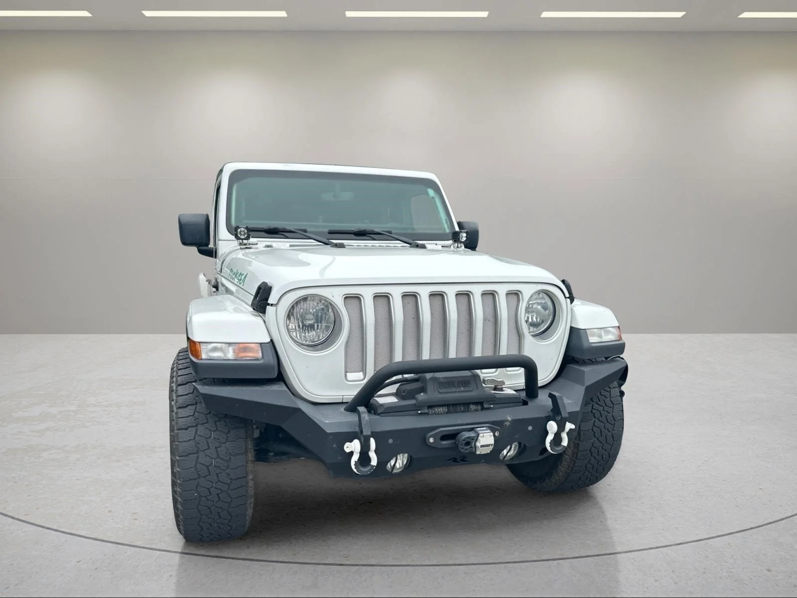 Used 2019 Bright White Clearcoat Jeep Sahara image 5
