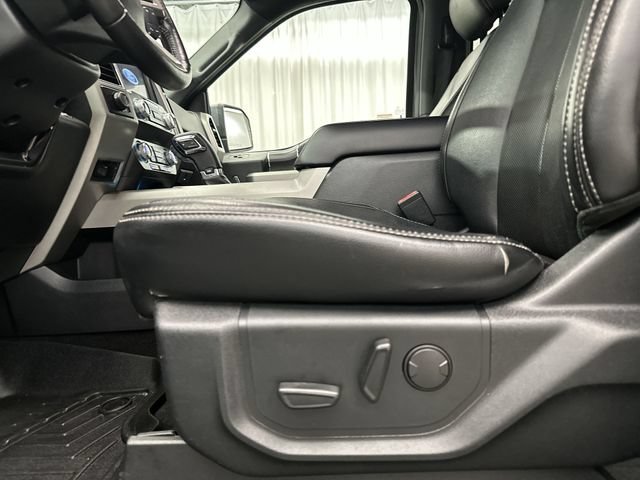 Used 2019  Ford XL image 16