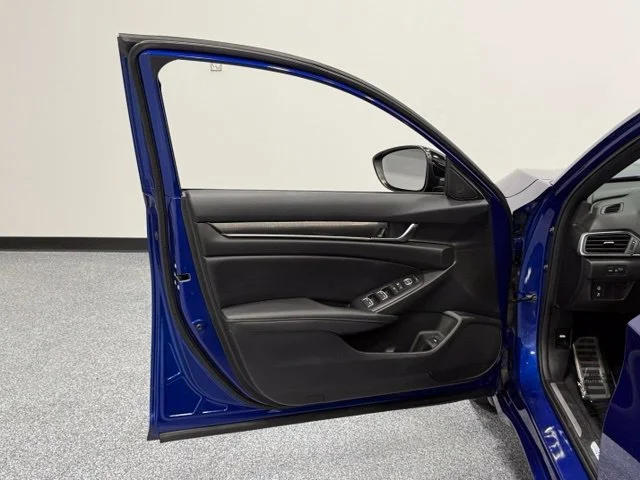 Used 2022 Blue Honda Sport image 11