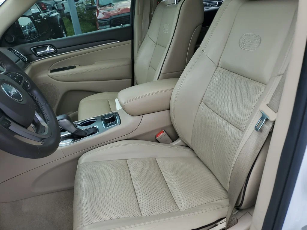 Used 2020 White Jeep Overland image 16