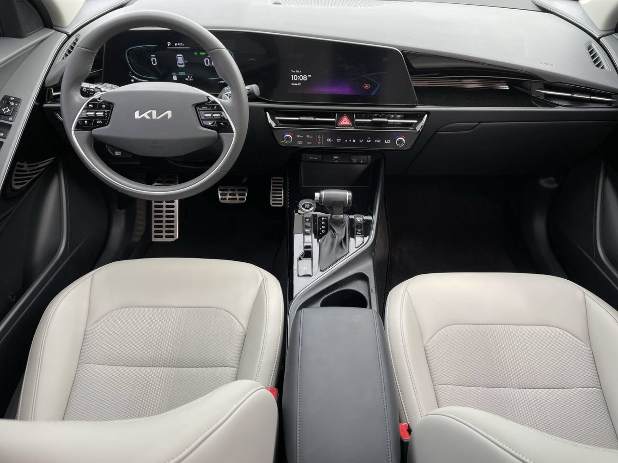 Used 2025 Runway Red Kia EX Touring image 9